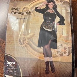 Lady steampunk Halloween costume